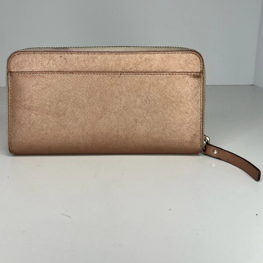 🩷Kate Spade Rose Gold Zip‎ Around Long Wallet🩷